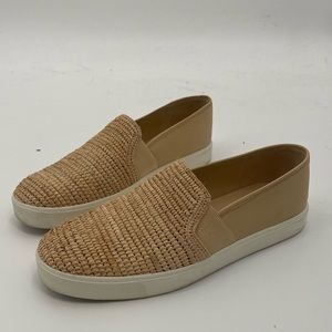 Vince Blair woven slip ons size 9